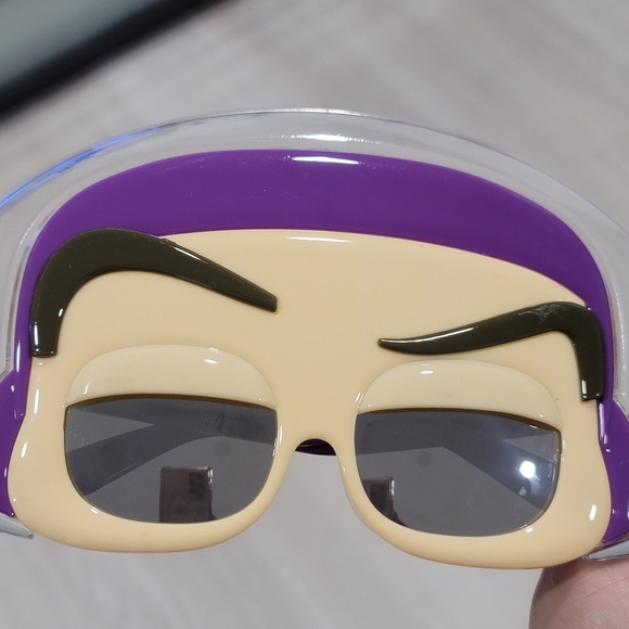 Toy Story Buzz Lightyear SunStache Sunglasses - Picture 7 of 10